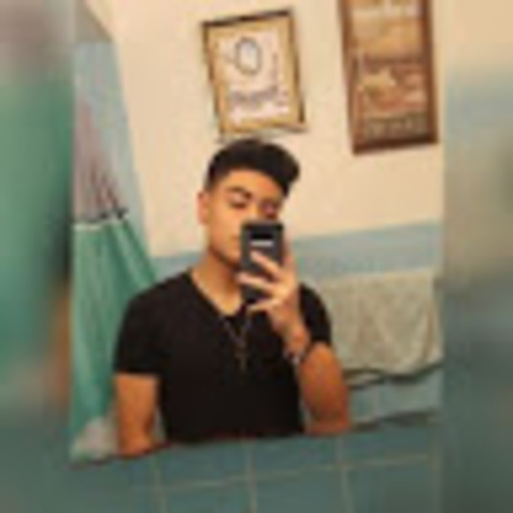 Meet your Posher, Kevin - Picture 1 of 1